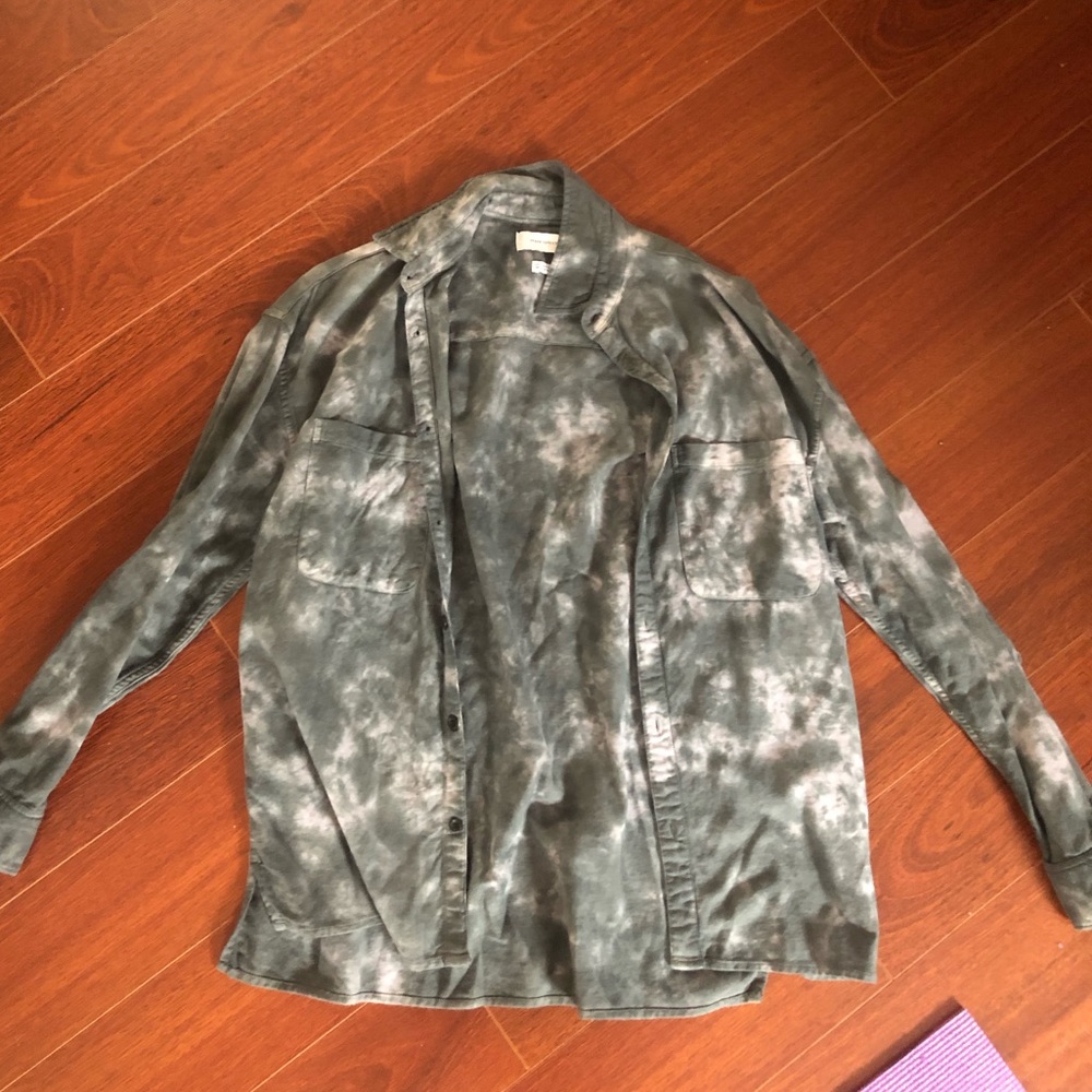 tie dye flannel from urban outfitters